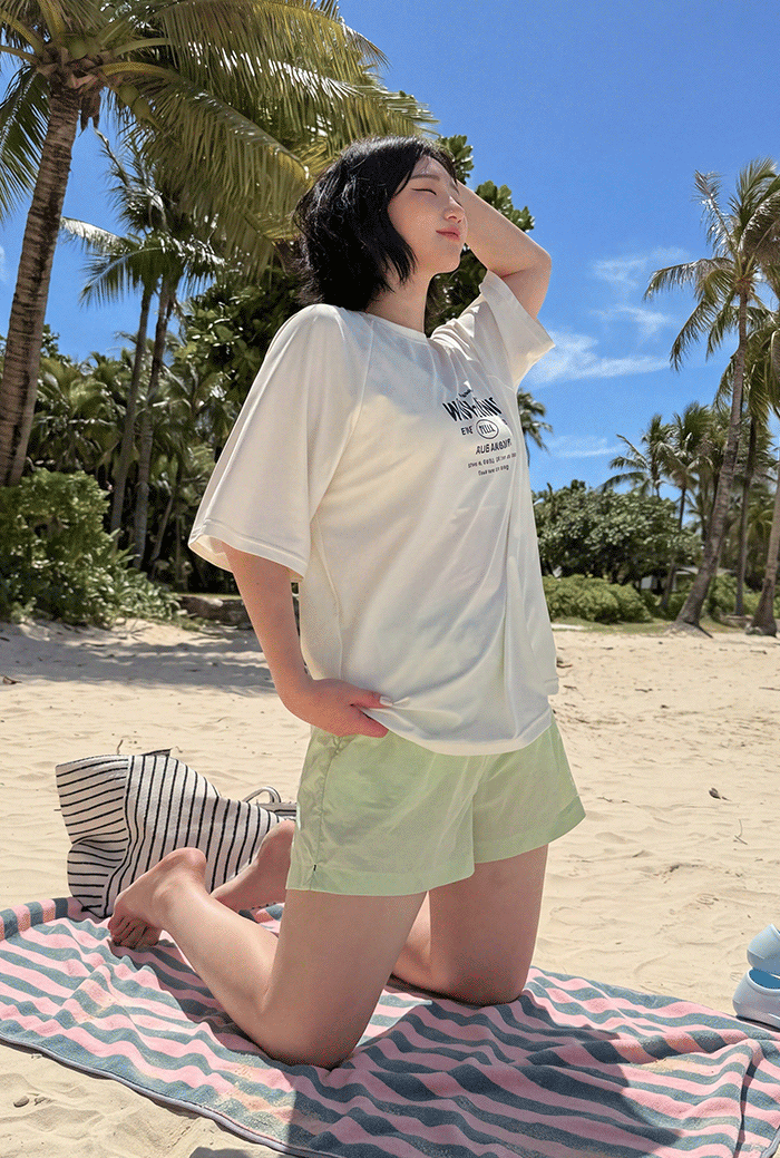 비키비키 여성 비키니 수영복
체형커버 모노키니 여성 수영복
플러스사이즈 비키니 수영복 비키비키
비치웨어 커버업 휴양지룩 비키비키